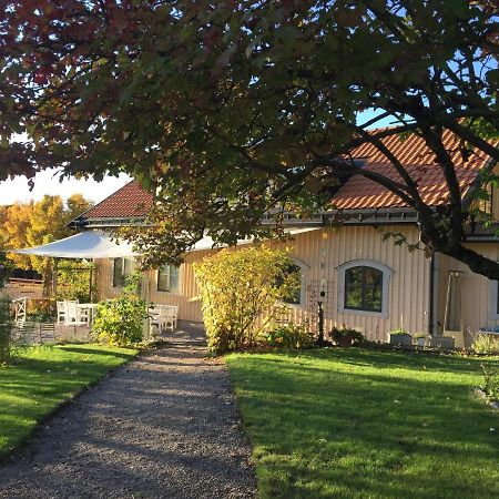 Runnvikens Pensionat Tystberga Bagian luar foto